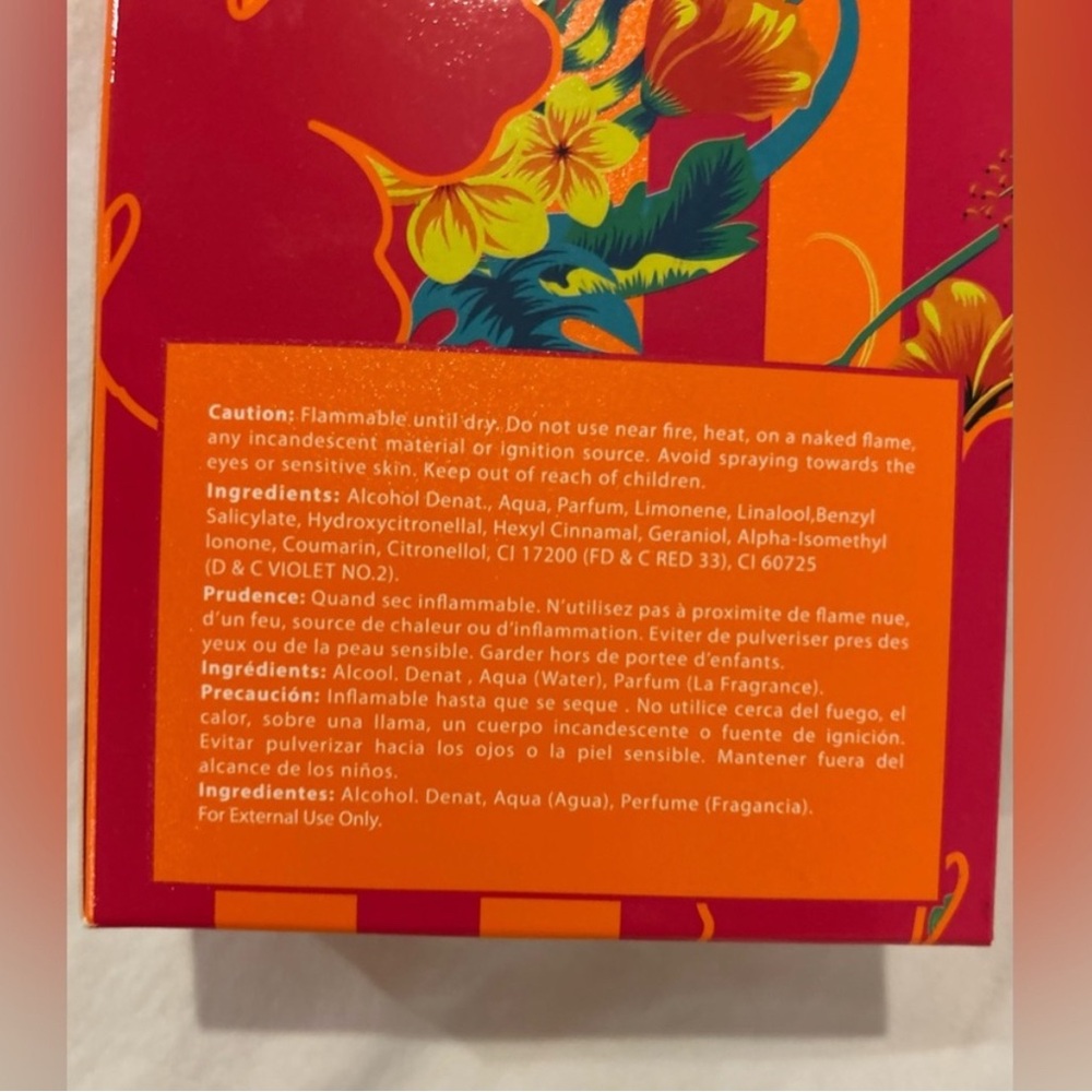 Wild Eau de Parfum for Women - Vibrant Red and Orange - Picture 4 of 4